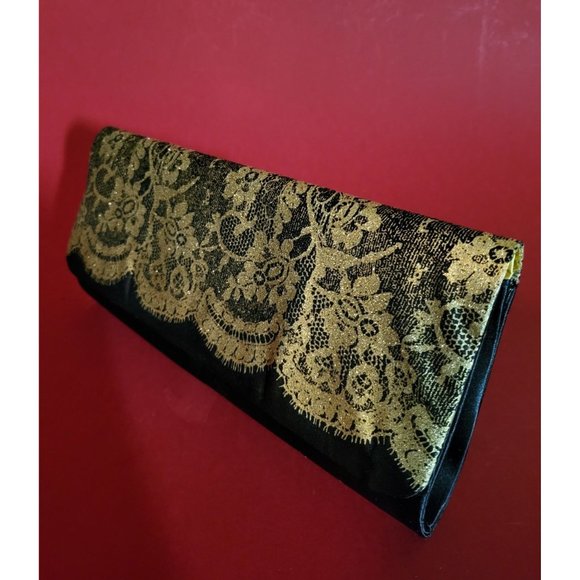 Black Clutch Purse With Gold Lace Embelishment - Picture 3 of 7